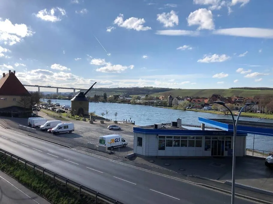 Mainblick Voll Ausgestattet, Kueche, Klima, Wanne Apartment Marktbreit Germany
